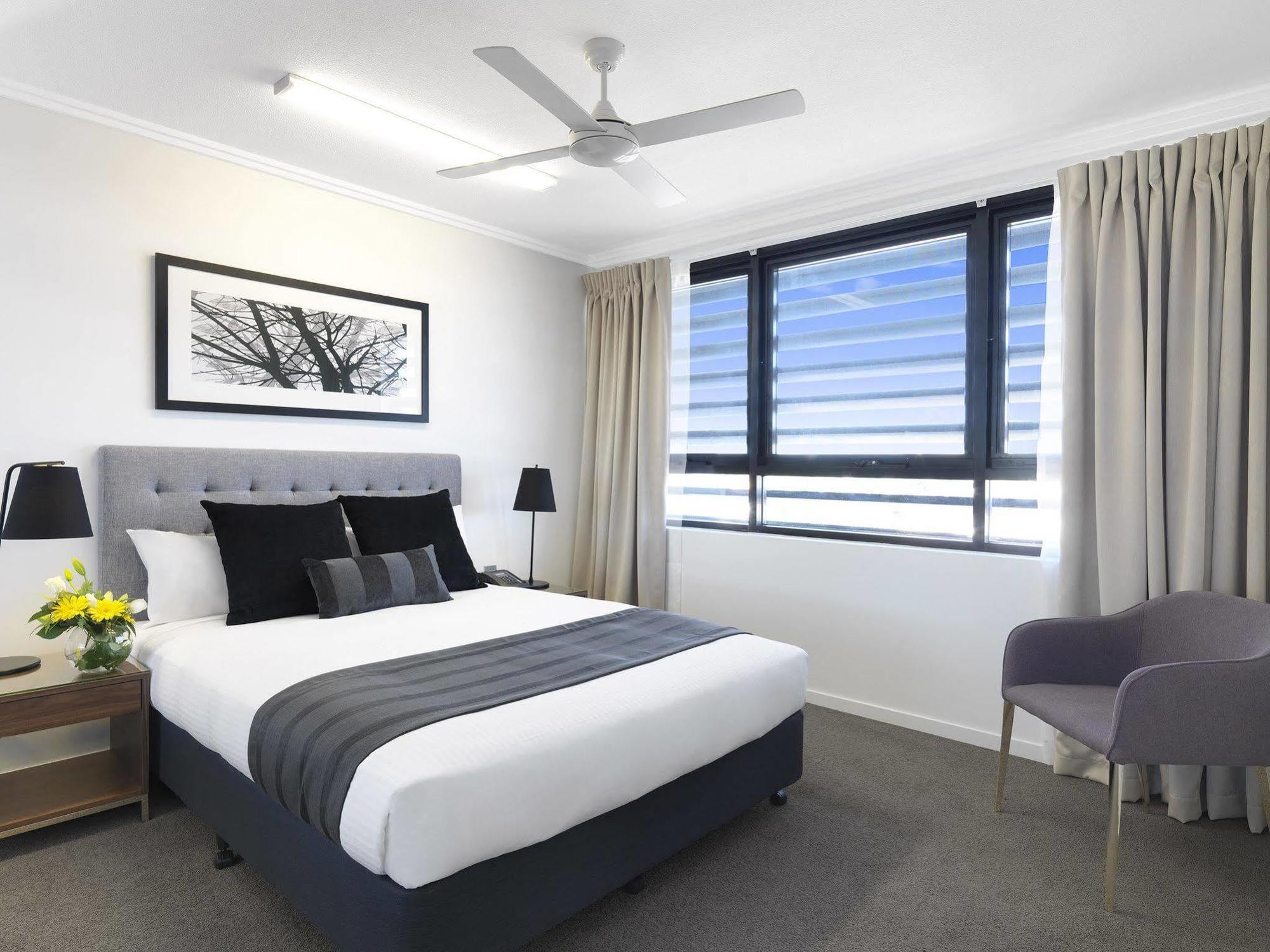 Oaks Mackay Carlyle Suites Exteriör bild